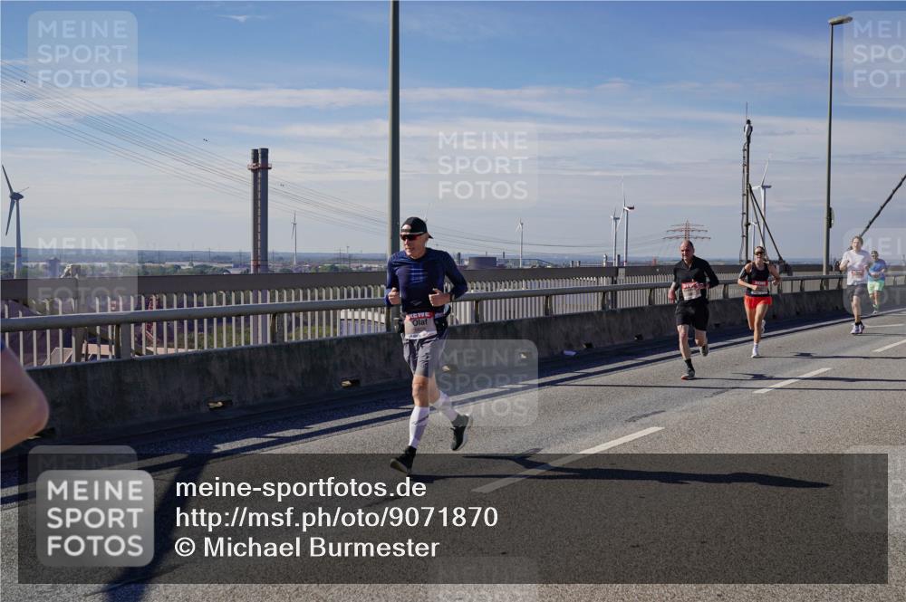 03.10.2025 - Köhlbrandbrückenlauf Michael Burmester http://msf.ph/oto/9071870 03.10.2025 12:36:51 Position 2  meine-sportfotos.de