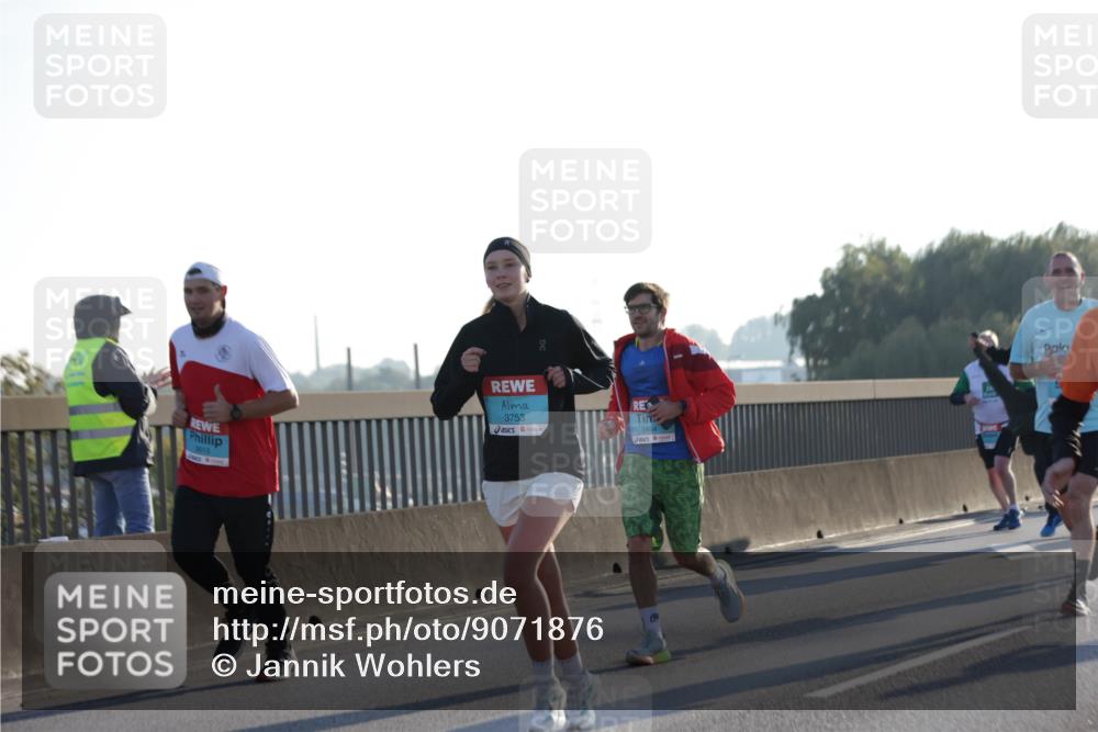 03.10.2025 - Köhlbrandbrückenlauf Jannik Wohlers http://msf.ph/oto/9071876 03.10.2025 09:18:00 Position 3 3753, 3484 meine-sportfotos.de