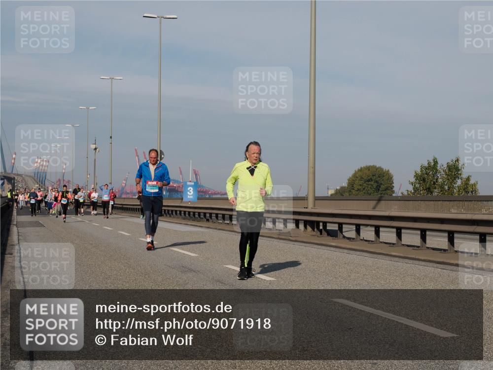 03.10.2025 - Köhlbrandbrückenlauf Fabian Wolf http://msf.ph/oto/9071918 03.10.2025 10:13:19 Position 3  meine-sportfotos.de
