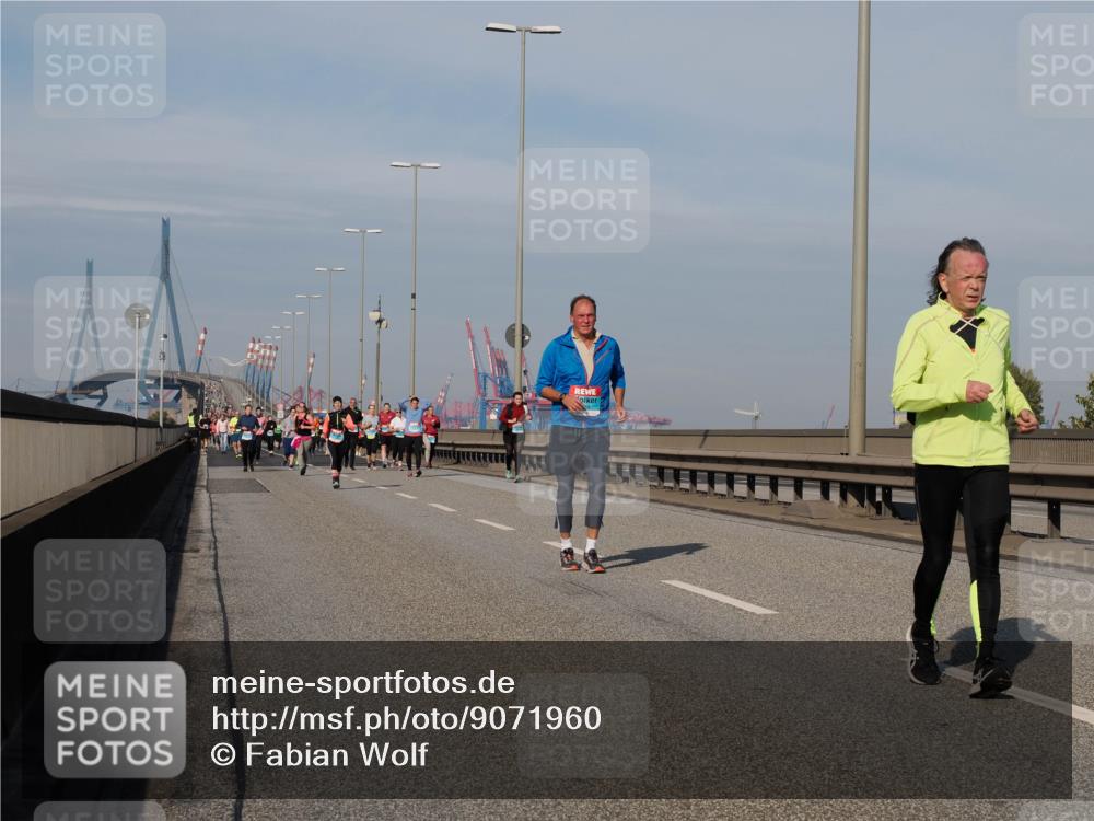03.10.2025 - Köhlbrandbrückenlauf Fabian Wolf http://msf.ph/oto/9071960 03.10.2025 10:13:21 Position 3  meine-sportfotos.de