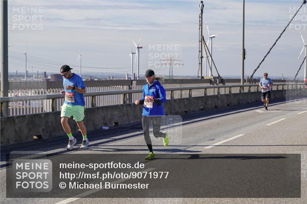 03.10.2025 - Köhlbrandbrückenlauf Michael Burmester http://msf.ph/oto/9071977 03.10.2025 12:36:57 Position 2  meine-sportfotos.de