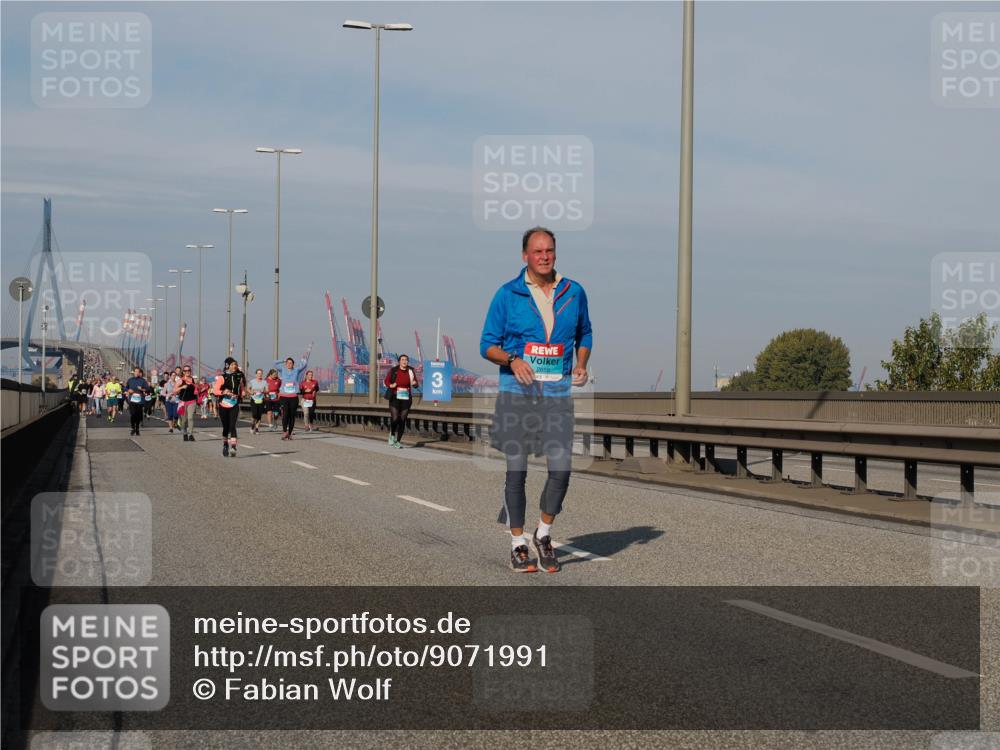 03.10.2025 - Köhlbrandbrückenlauf Fabian Wolf http://msf.ph/oto/9071991 03.10.2025 10:13:23 Position 3  meine-sportfotos.de