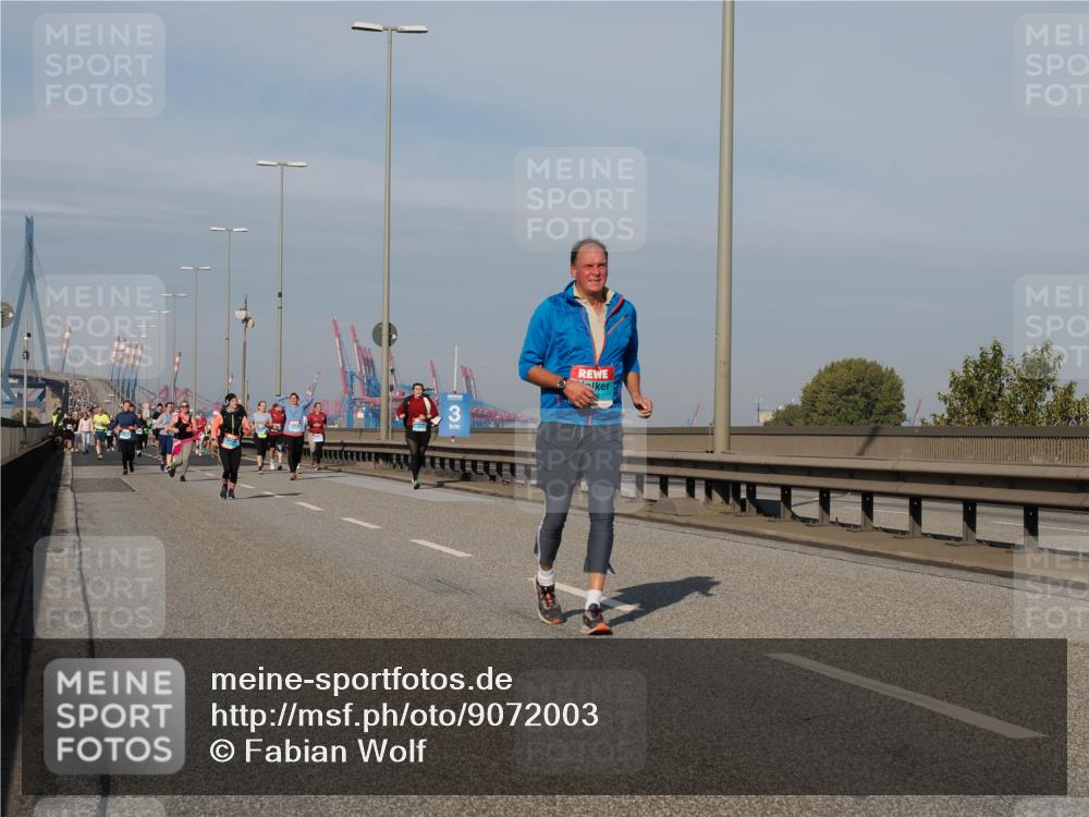 03.10.2025 - Köhlbrandbrückenlauf Fabian Wolf http://msf.ph/oto/9072003 03.10.2025 10:13:23 Position 3  meine-sportfotos.de