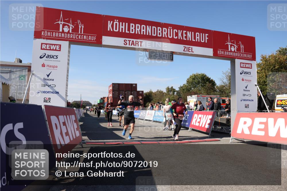 03.10.2025 - Köhlbrandbrückenlauf Lena Gebhardt http://msf.ph/oto/9072019 03.10.2025 13:37:08 Ziel 5262, 5303, 5466, 5507, 5576, 5592, 6104, 6380, 6381, 6521 meine-sportfotos.de