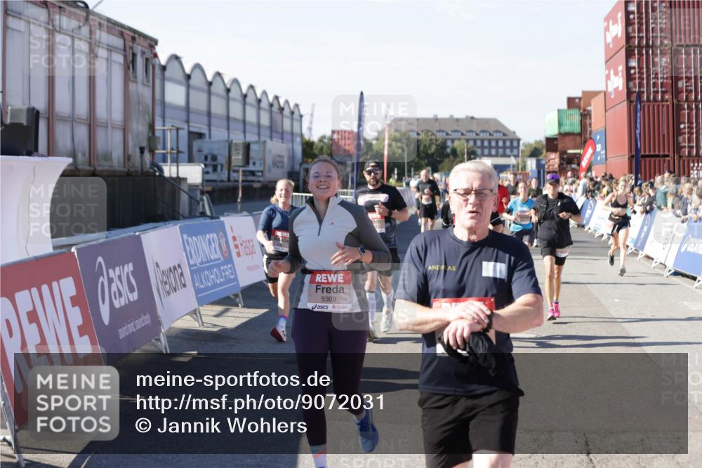 03.10.2025 - Köhlbrandbrückenlauf Jannik Wohlers http://msf.ph/oto/9072031 03.10.2025 13:15:30 Ziel 4031, 4267, 4577, 4610, 4704, 4797, 4871, 4958, 4962, 5309, 5771, 6019, 6535, 6772, 6790 meine-sportfotos.de