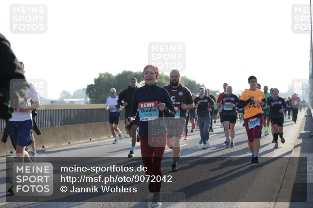 03.10.2025 - Köhlbrandbrückenlauf Jannik Wohlers http://msf.ph/oto/9072042 03.10.2025 09:18:03 Position 3 42, 1670 meine-sportfotos.de