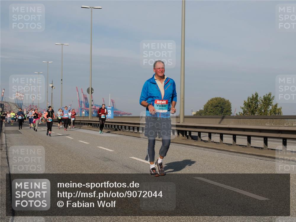 03.10.2025 - Köhlbrandbrückenlauf Fabian Wolf http://msf.ph/oto/9072044 03.10.2025 10:13:24 Position 3 2659 meine-sportfotos.de