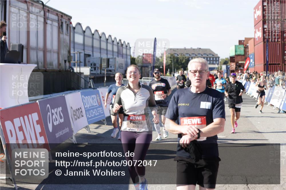 03.10.2025 - Köhlbrandbrückenlauf Jannik Wohlers http://msf.ph/oto/9072047 03.10.2025 13:15:30 Ziel 4031, 4267, 4577, 4610, 4704, 4797, 4871, 4958, 4962, 5309, 5771, 6019, 6535, 6772, 6790 meine-sportfotos.de
