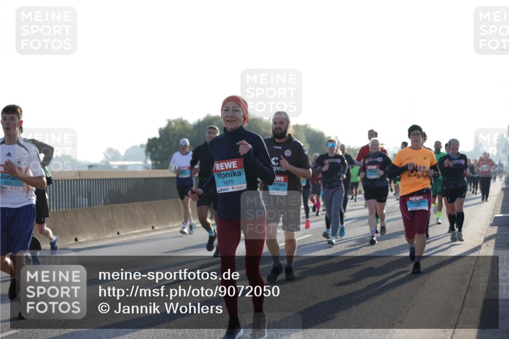03.10.2025 - Köhlbrandbrückenlauf Jannik Wohlers http://msf.ph/oto/9072050 03.10.2025 09:18:04 Position 3 2921, 1670, 2786, 42 meine-sportfotos.de