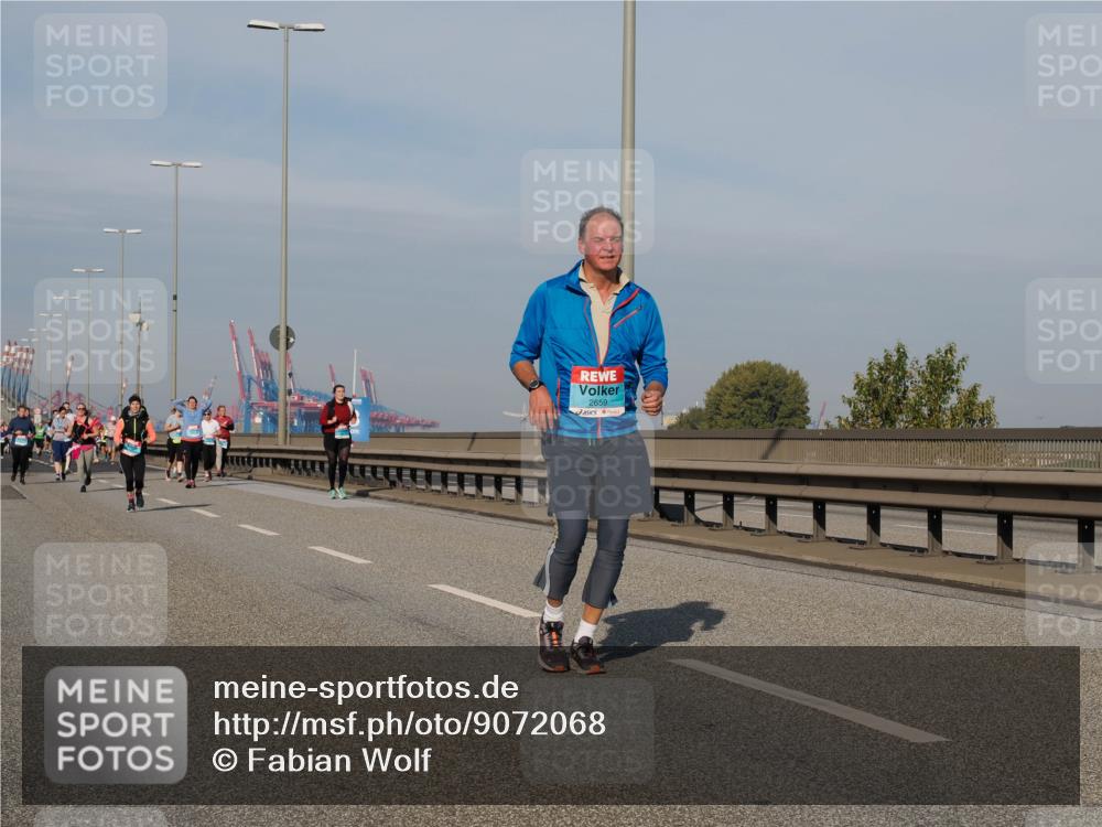03.10.2025 - Köhlbrandbrückenlauf Fabian Wolf http://msf.ph/oto/9072068 03.10.2025 10:13:24 Position 3 2659 meine-sportfotos.de