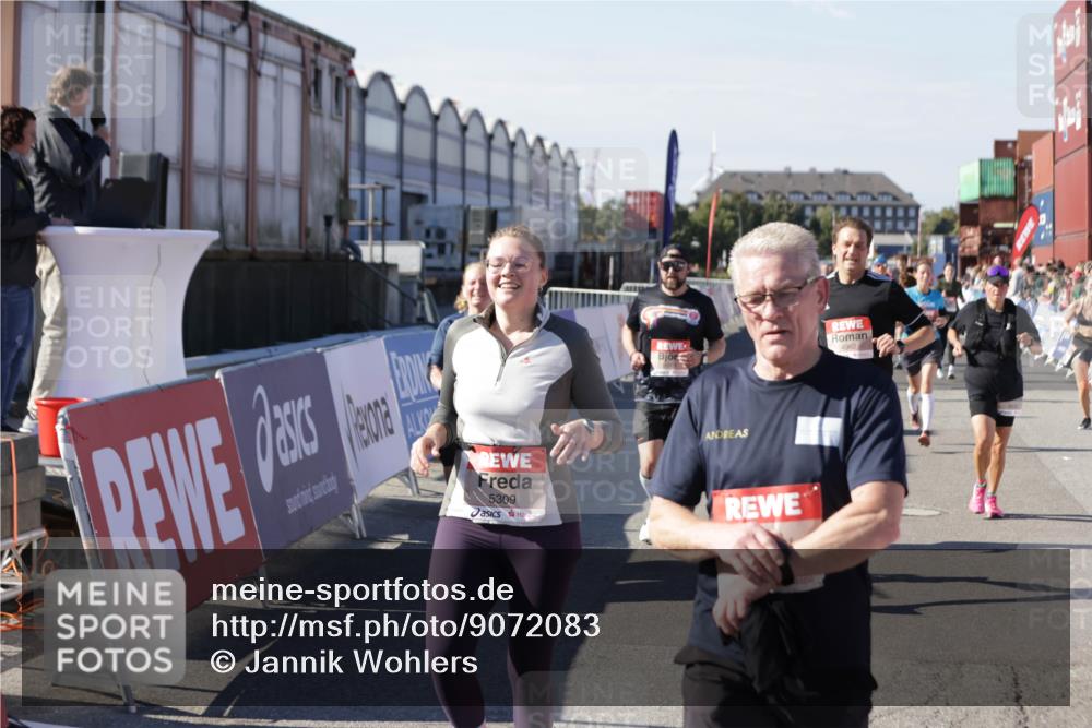 03.10.2025 - Köhlbrandbrückenlauf Jannik Wohlers http://msf.ph/oto/9072083 03.10.2025 13:15:30 Ziel 4031, 4267, 4577, 4610, 4704, 4797, 4871, 4958, 4962, 5309, 5771, 6019, 6535, 6772, 6790 meine-sportfotos.de