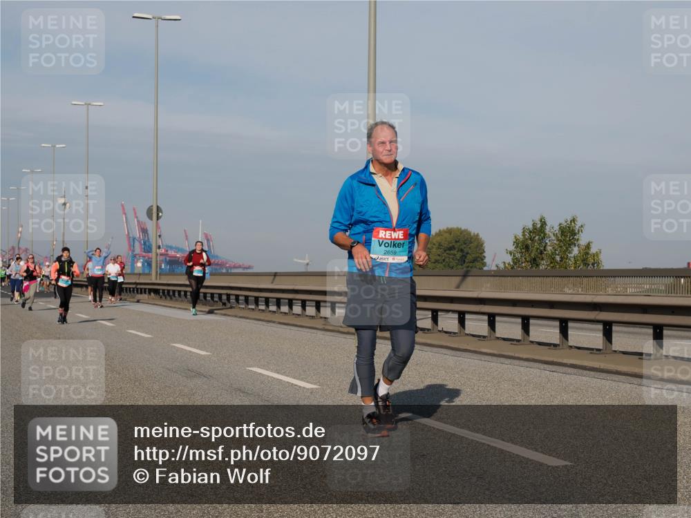 03.10.2025 - Köhlbrandbrückenlauf Fabian Wolf http://msf.ph/oto/9072097 03.10.2025 10:13:25 Position 3 2659 meine-sportfotos.de