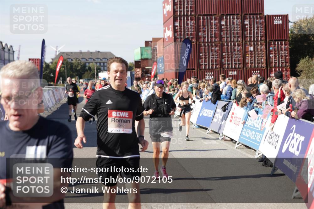 03.10.2025 - Köhlbrandbrückenlauf Jannik Wohlers http://msf.ph/oto/9072105 03.10.2025 13:15:31 Ziel 4031, 4267, 4399, 4577, 4678, 4704, 4797, 4871, 4958, 4962, 5309, 5771, 6019, 6535, 6772 meine-sportfotos.de
