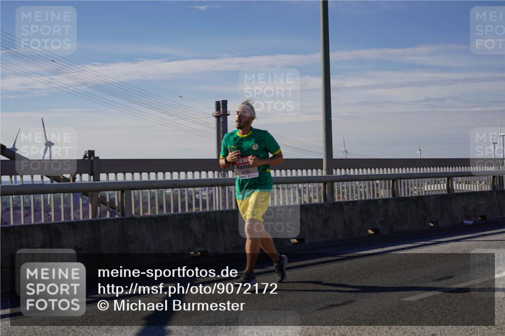 03.10.2025 - Köhlbrandbrückenlauf Michael Burmester http://msf.ph/oto/9072172 03.10.2025 12:37:11 Position 2 4102 meine-sportfotos.de