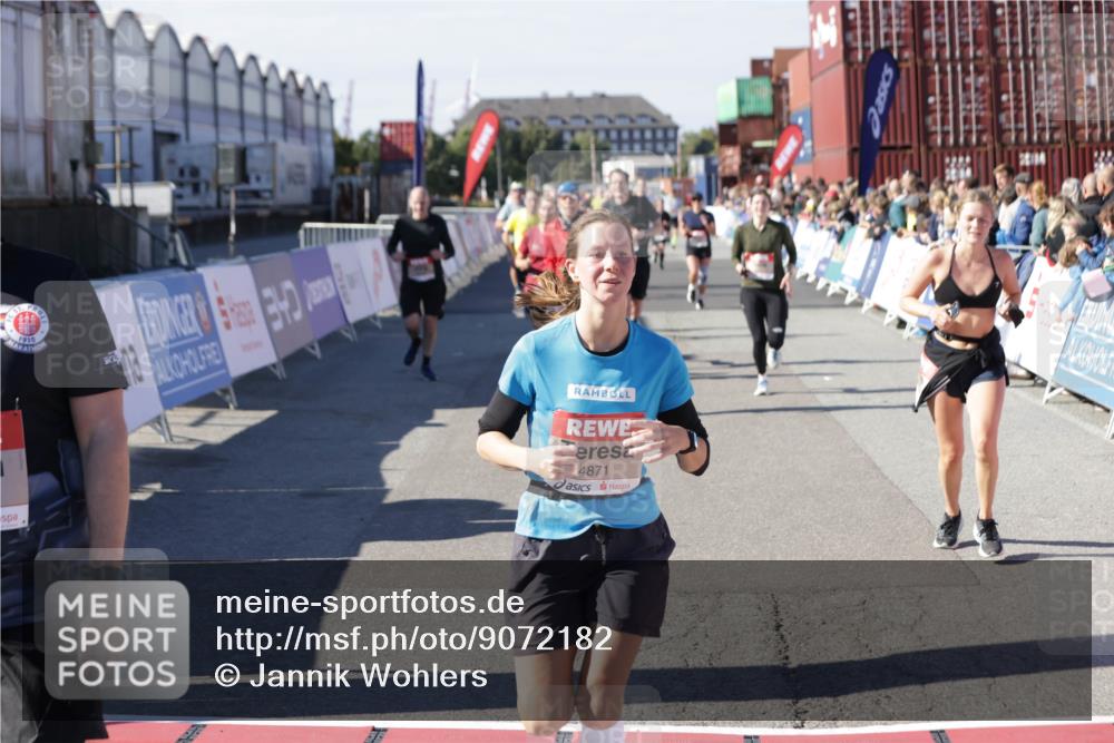 03.10.2025 - Köhlbrandbrückenlauf Jannik Wohlers http://msf.ph/oto/9072182 03.10.2025 13:15:34 Ziel 4031, 4267, 4399, 4421, 4577, 4678, 4704, 4797, 4803, 4871, 4958, 4962, 5309, 5942, 6019, 6535, 6772 meine-sportfotos.de