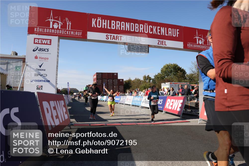 03.10.2025 - Köhlbrandbrückenlauf Lena Gebhardt http://msf.ph/oto/9072195 03.10.2025 13:37:14 Ziel 5143, 5262, 5303, 5466, 5507, 5576, 6104, 6380, 6381, 6521 meine-sportfotos.de