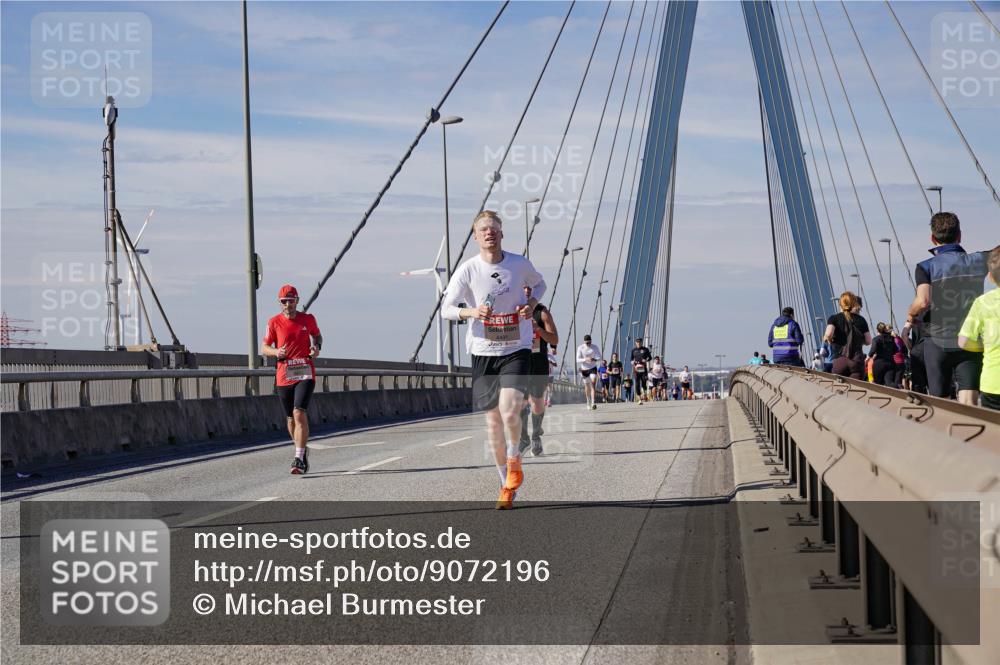 03.10.2025 - Köhlbrandbrückenlauf Michael Burmester http://msf.ph/oto/9072196 03.10.2025 12:37:18 Position 2  meine-sportfotos.de