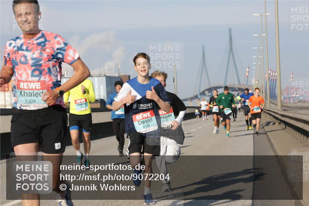 03.10.2025 - Köhlbrandbrückenlauf Jannik Wohlers http://msf.ph/oto/9072204 03.10.2025 09:50:01 Position 3 1039, 1111, 3196, 1173 meine-sportfotos.de