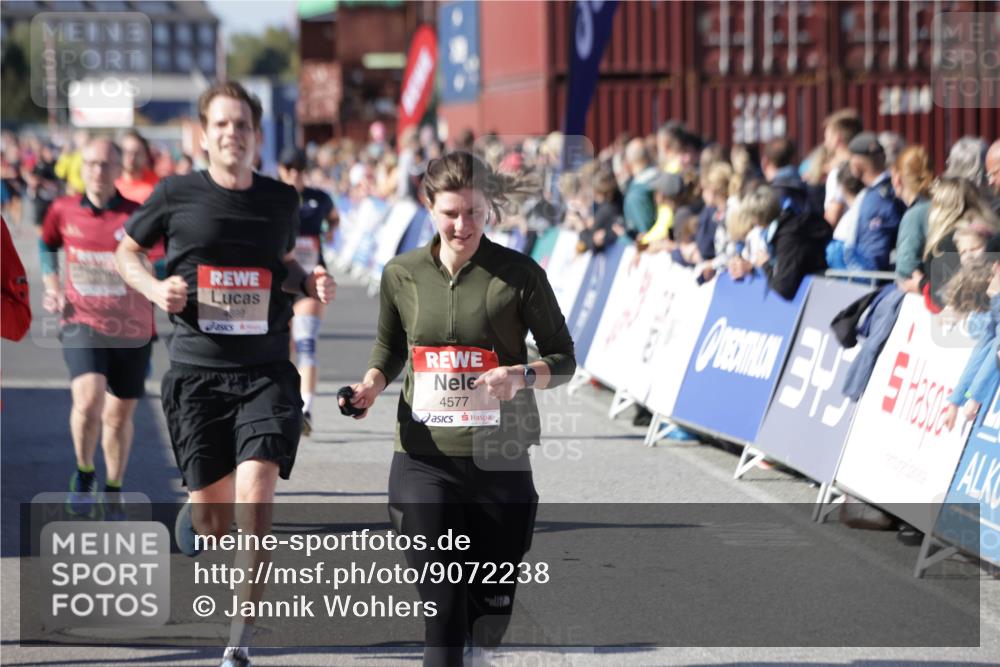 03.10.2025 - Köhlbrandbrückenlauf Jannik Wohlers http://msf.ph/oto/9072238 03.10.2025 13:15:36 Ziel 4031, 4210, 4267, 4399, 4421, 4577, 4604, 4678, 4704, 4797, 4803, 4871, 4958, 4962, 5309, 5768, 5942, 6019, 6535, 6772 meine-sportfotos.de