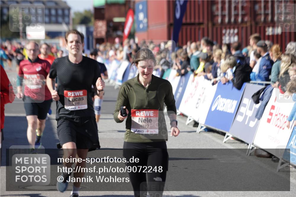 03.10.2025 - Köhlbrandbrückenlauf Jannik Wohlers http://msf.ph/oto/9072248 03.10.2025 13:15:36 Ziel 4031, 4210, 4267, 4399, 4421, 4577, 4604, 4678, 4704, 4797, 4803, 4871, 4958, 4962, 5309, 5768, 5942, 6019, 6535, 6772 meine-sportfotos.de