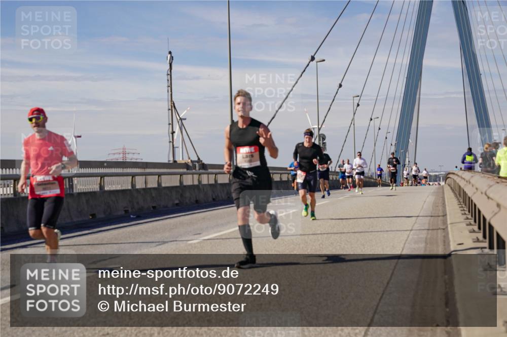 03.10.2025 - Köhlbrandbrückenlauf Michael Burmester http://msf.ph/oto/9072249 03.10.2025 12:37:22 Position 2  meine-sportfotos.de