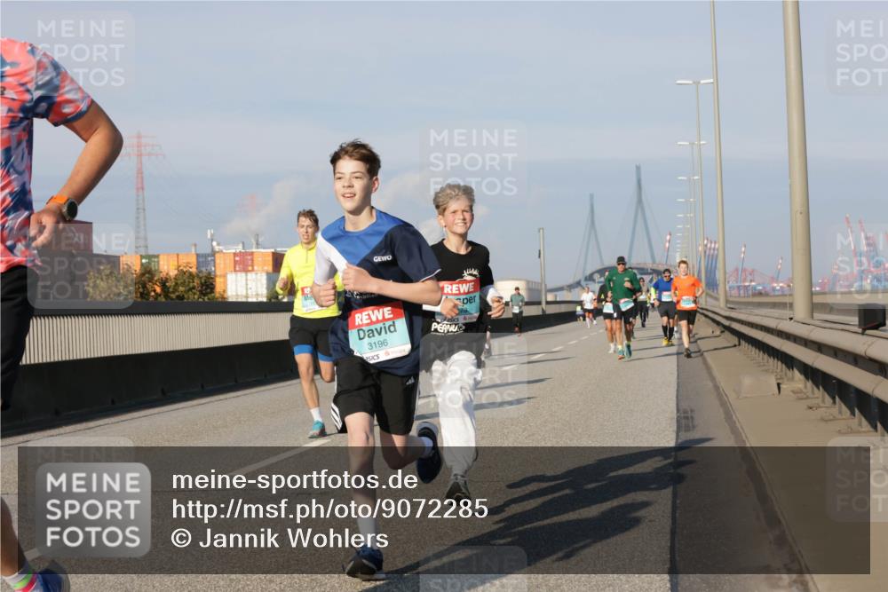 03.10.2025 - Köhlbrandbrückenlauf Jannik Wohlers http://msf.ph/oto/9072285 03.10.2025 09:50:02 Position 3 3196 meine-sportfotos.de