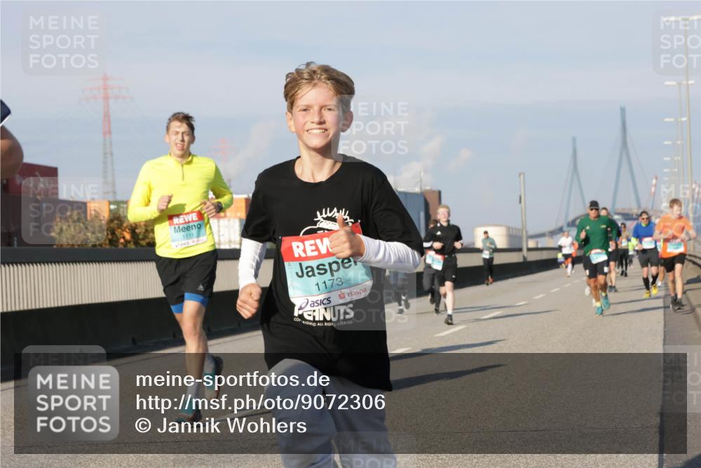 03.10.2025 - Köhlbrandbrückenlauf Jannik Wohlers http://msf.ph/oto/9072306 03.10.2025 09:50:03 Position 3 1111, 1173 meine-sportfotos.de