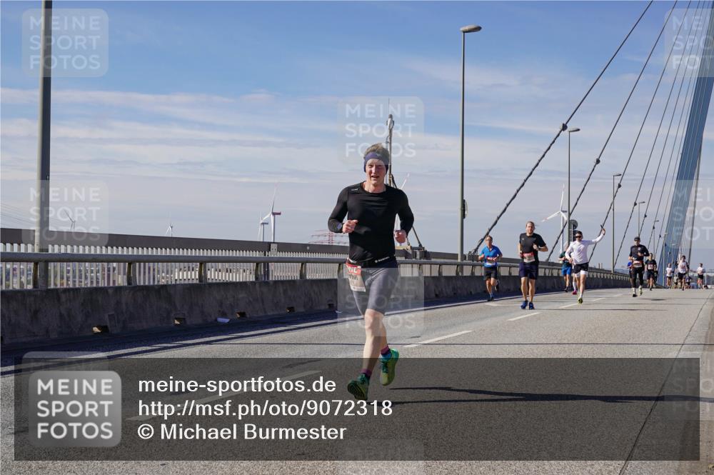 03.10.2025 - Köhlbrandbrückenlauf Michael Burmester http://msf.ph/oto/9072318 03.10.2025 12:37:24 Position 2  meine-sportfotos.de