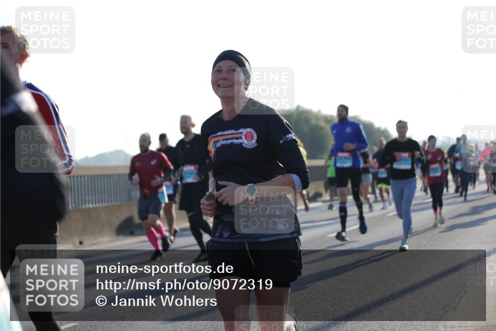 03.10.2025 - Köhlbrandbrückenlauf Jannik Wohlers http://msf.ph/oto/9072319 03.10.2025 09:18:09 Position 3 1910 meine-sportfotos.de