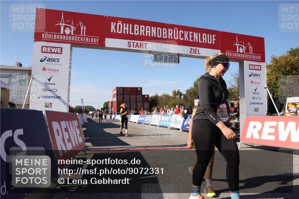 03.10.2025 - Köhlbrandbrückenlauf Lena Gebhardt http://msf.ph/oto/9072331 03.10.2025 13:37:17 Ziel 5143, 5262, 5303, 5466, 5507, 5554, 5576, 6000, 6104, 6380, 6381, 6521 meine-sportfotos.de