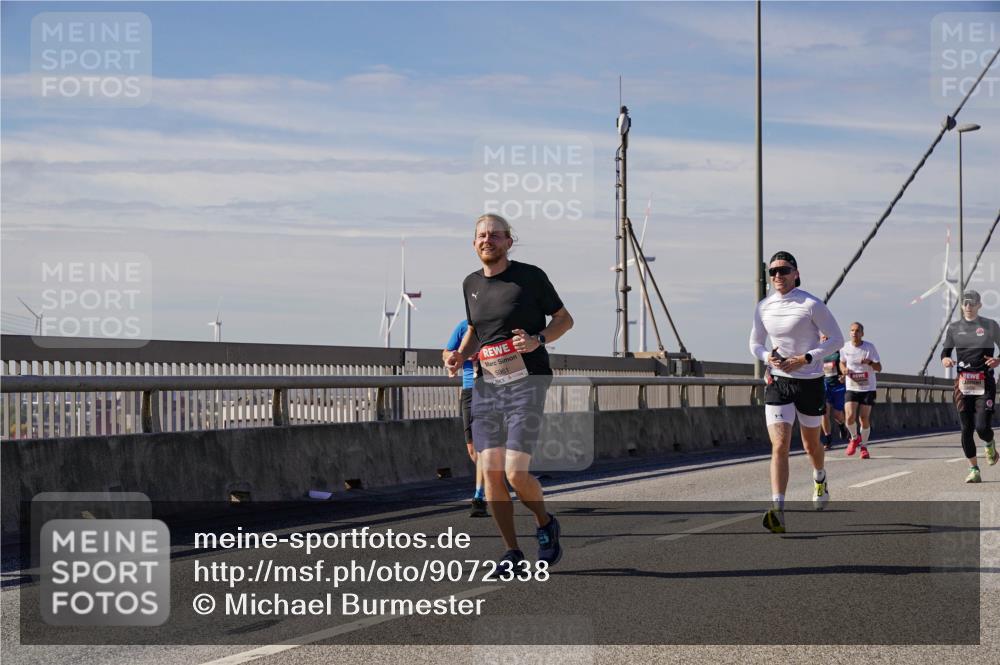 03.10.2025 - Köhlbrandbrückenlauf Michael Burmester http://msf.ph/oto/9072338 03.10.2025 12:37:28 Position 2 5961 meine-sportfotos.de