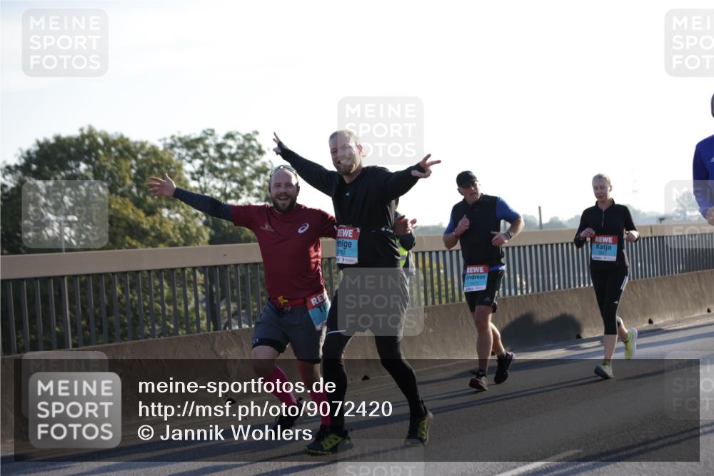03.10.2025 - Köhlbrandbrückenlauf Jannik Wohlers http://msf.ph/oto/9072420 03.10.2025 09:18:10 Position 3 793, 1471, 1627 meine-sportfotos.de