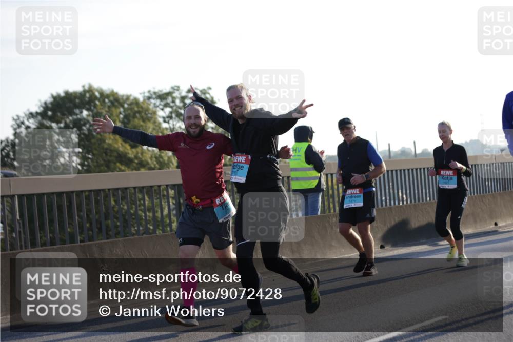 03.10.2025 - Köhlbrandbrückenlauf Jannik Wohlers http://msf.ph/oto/9072428 03.10.2025 09:18:10 Position 3 2793, 1471, 1627 meine-sportfotos.de