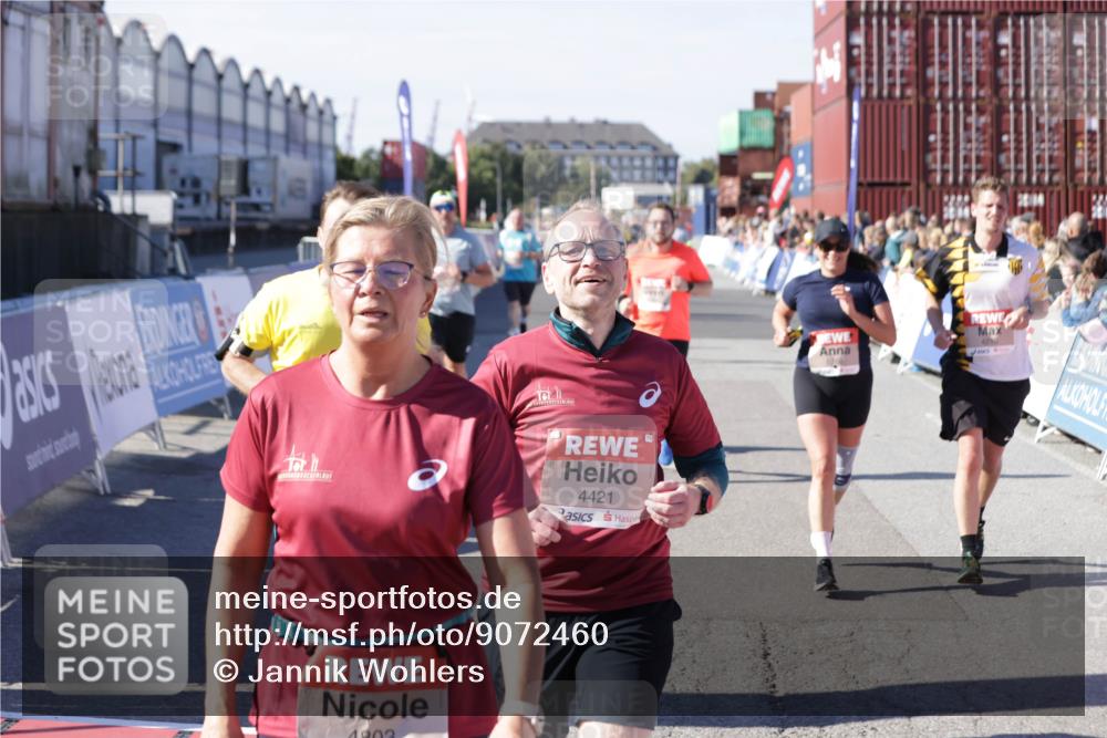 03.10.2025 - Köhlbrandbrückenlauf Jannik Wohlers http://msf.ph/oto/9072460 03.10.2025 13:15:41 Ziel 4210, 4399, 4421, 4577, 4604, 4678, 4704, 4797, 4803, 4871, 4885, 4958, 5768, 5800, 5801, 5942, 6019, 6112 meine-sportfotos.de
