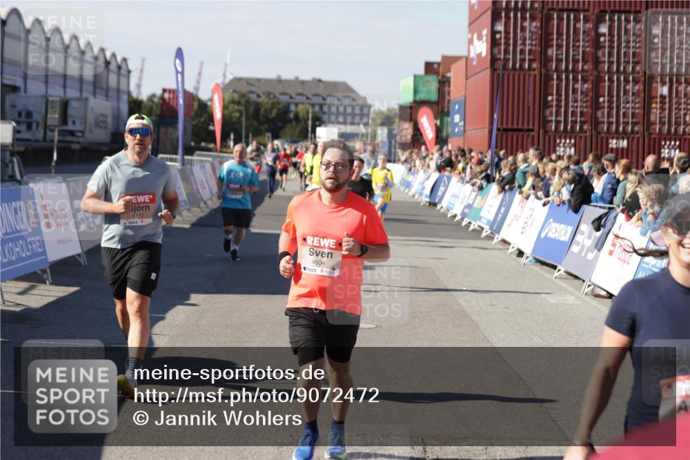 03.10.2025 - Köhlbrandbrückenlauf Jannik Wohlers http://msf.ph/oto/9072472 03.10.2025 13:15:43 Ziel 4210, 4399, 4421, 4577, 4604, 4678, 4704, 4797, 4803, 4871, 4885, 5768, 5800, 5801, 5942, 6112, 6536 meine-sportfotos.de