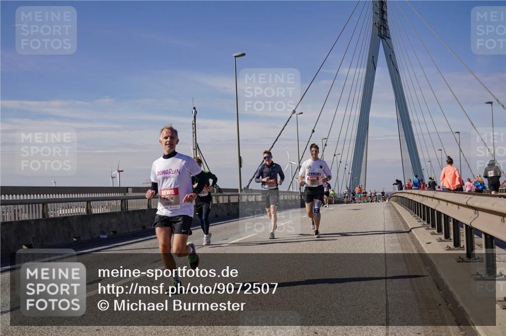 03.10.2025 - Köhlbrandbrückenlauf Michael Burmester http://msf.ph/oto/9072507 03.10.2025 12:37:46 Position 2  meine-sportfotos.de