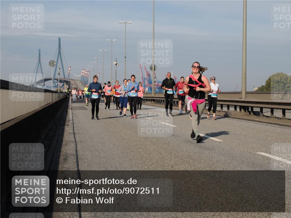 03.10.2025 - Köhlbrandbrückenlauf Fabian Wolf http://msf.ph/oto/9072511 03.10.2025 10:13:36 Position 3  meine-sportfotos.de