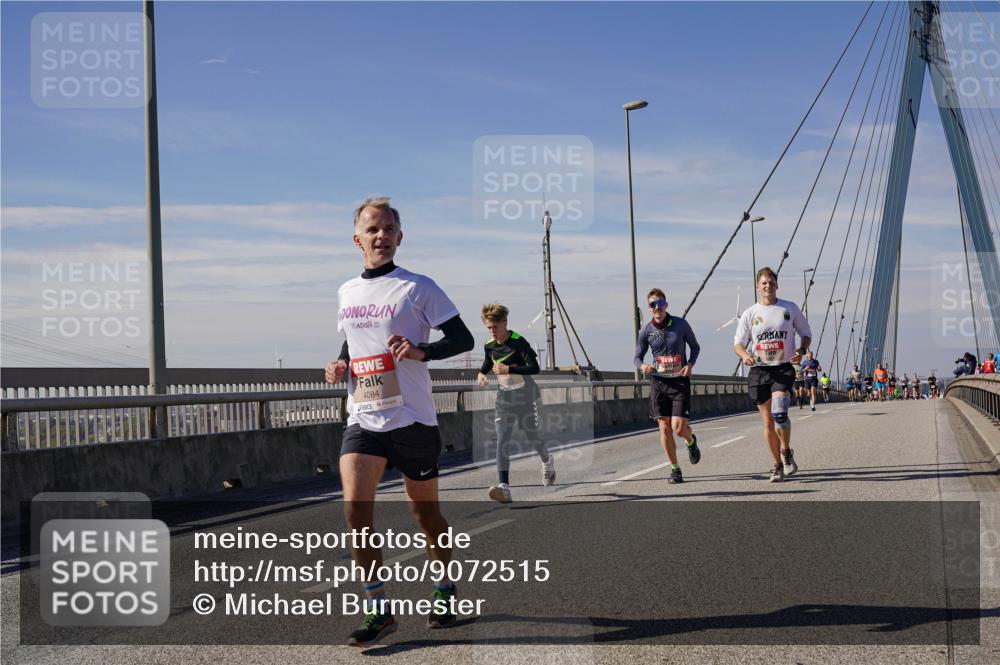 03.10.2025 - Köhlbrandbrückenlauf Michael Burmester http://msf.ph/oto/9072515 03.10.2025 12:37:46 Position 2 15, 2, 4084 meine-sportfotos.de