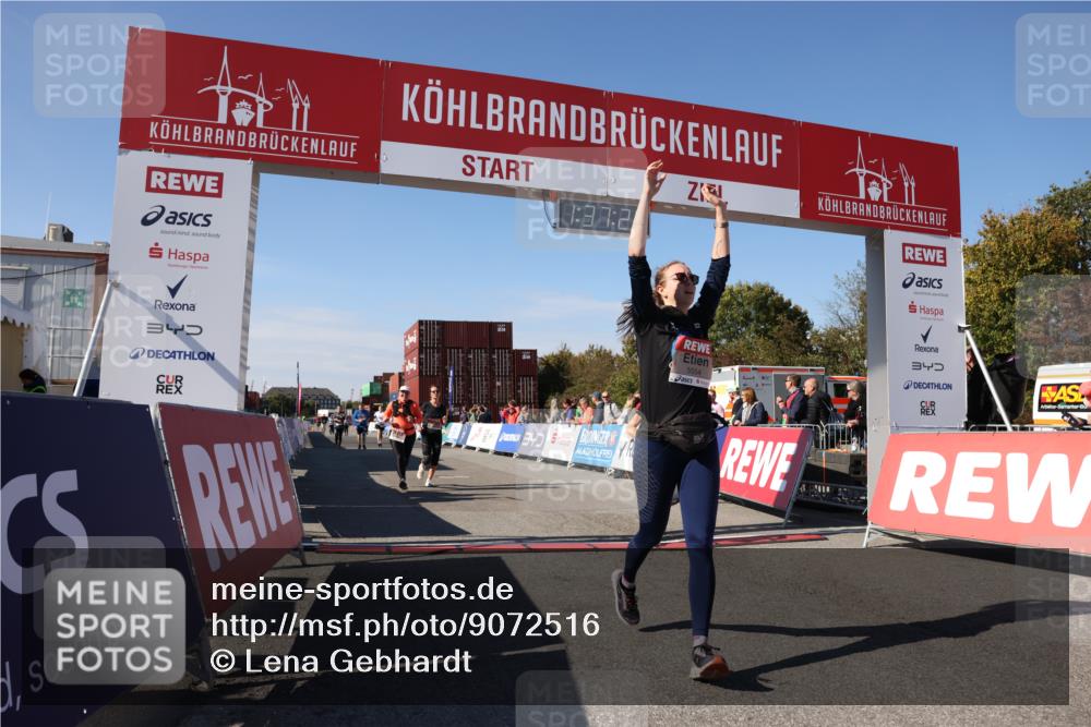 03.10.2025 - Köhlbrandbrückenlauf Lena Gebhardt http://msf.ph/oto/9072516 03.10.2025 13:37:24 Ziel 5143, 5190, 5241, 5554, 5576, 6000 meine-sportfotos.de