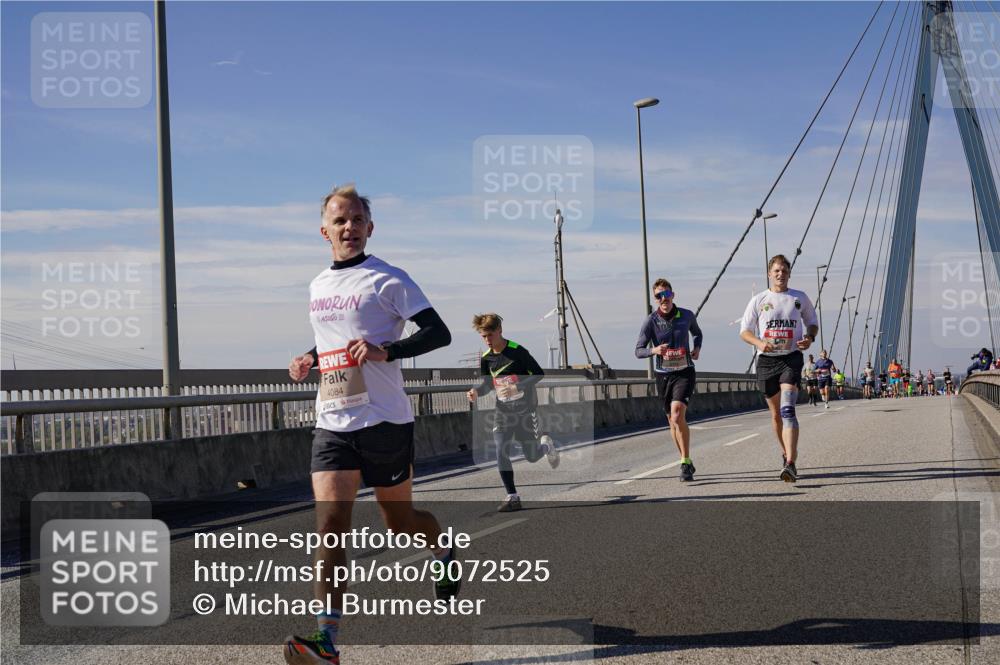 03.10.2025 - Köhlbrandbrückenlauf Michael Burmester http://msf.ph/oto/9072525 03.10.2025 12:37:46 Position 2 25, 4084 meine-sportfotos.de