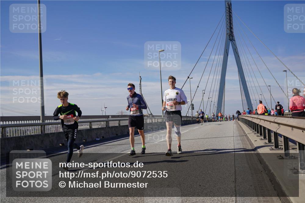 03.10.2025 - Köhlbrandbrückenlauf Michael Burmester http://msf.ph/oto/9072535 03.10.2025 12:37:48 Position 2  meine-sportfotos.de