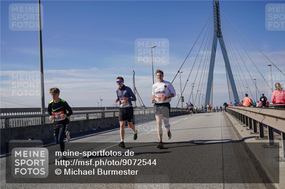 03.10.2025 - Köhlbrandbrückenlauf Michael Burmester http://msf.ph/oto/9072544 03.10.2025 12:37:48 Position 2  meine-sportfotos.de