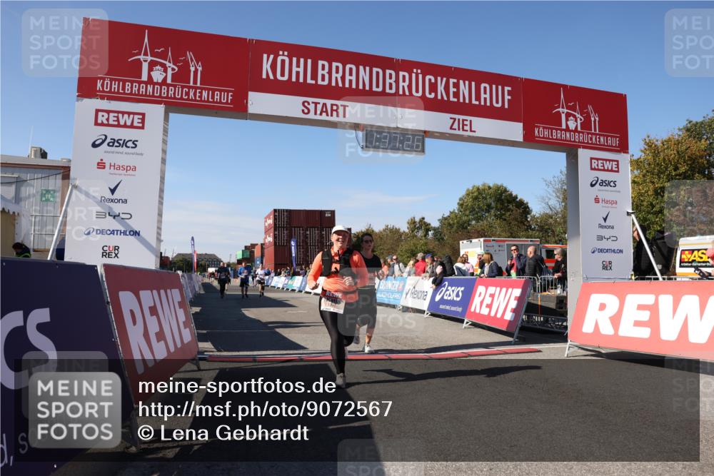 03.10.2025 - Köhlbrandbrückenlauf Lena Gebhardt http://msf.ph/oto/9072567 03.10.2025 13:37:27 Ziel 5143, 5190, 5241, 5550, 5551, 5554, 6000, 6133 meine-sportfotos.de
