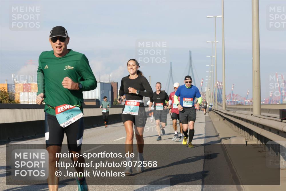 03.10.2025 - Köhlbrandbrückenlauf Jannik Wohlers http://msf.ph/oto/9072568 03.10.2025 09:50:09 Position 3 3812, 3825, 1132 meine-sportfotos.de