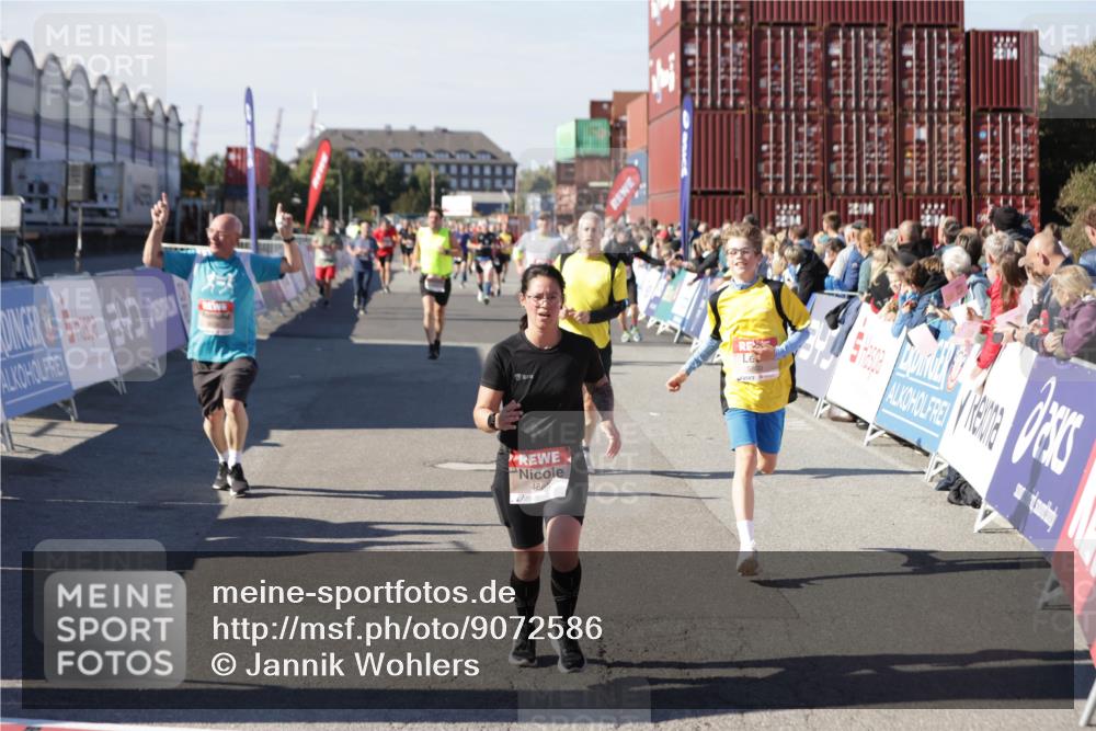 03.10.2025 - Köhlbrandbrückenlauf Jannik Wohlers http://msf.ph/oto/9072586 03.10.2025 13:15:46 Ziel 4210, 4399, 4421, 4577, 4604, 4678, 4704, 4803, 4885, 5768, 5800, 5801, 5879, 5942, 6112, 6301, 6445, 6536 meine-sportfotos.de