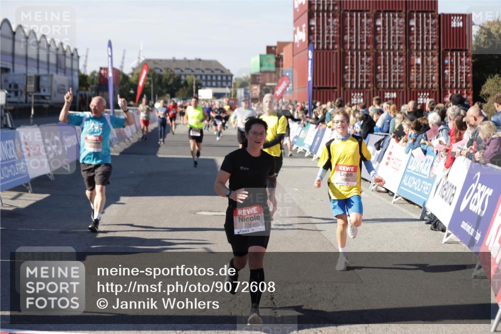 03.10.2025 - Köhlbrandbrückenlauf Jannik Wohlers http://msf.ph/oto/9072608 03.10.2025 13:15:46 Ziel 4210, 4399, 4421, 4577, 4604, 4678, 4704, 4803, 4885, 5768, 5800, 5801, 5879, 5942, 6112, 6301, 6445, 6536 meine-sportfotos.de