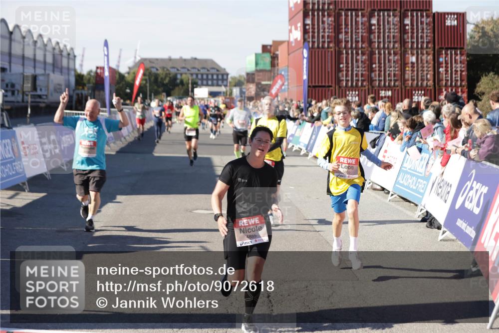 03.10.2025 - Köhlbrandbrückenlauf Jannik Wohlers http://msf.ph/oto/9072618 03.10.2025 13:15:46 Ziel 4210, 4399, 4421, 4577, 4604, 4678, 4704, 4803, 4885, 5768, 5800, 5801, 5879, 5942, 6112, 6301, 6445, 6536 meine-sportfotos.de