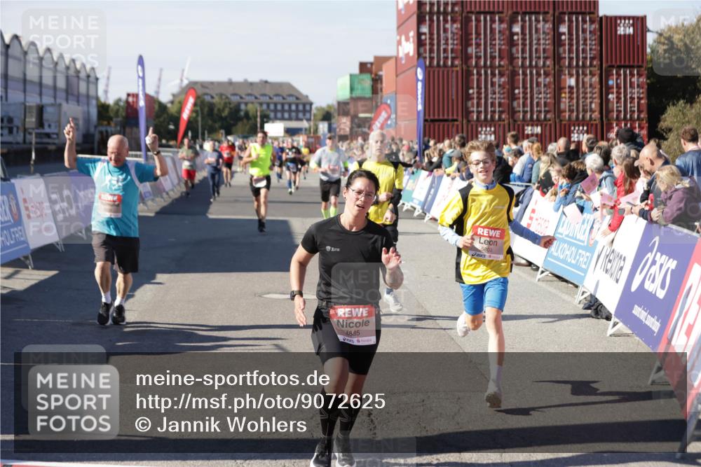 03.10.2025 - Köhlbrandbrückenlauf Jannik Wohlers http://msf.ph/oto/9072625 03.10.2025 13:15:46 Ziel 4210, 4399, 4421, 4577, 4604, 4678, 4704, 4803, 4885, 5768, 5800, 5801, 5879, 5942, 6112, 6301, 6445, 6536 meine-sportfotos.de