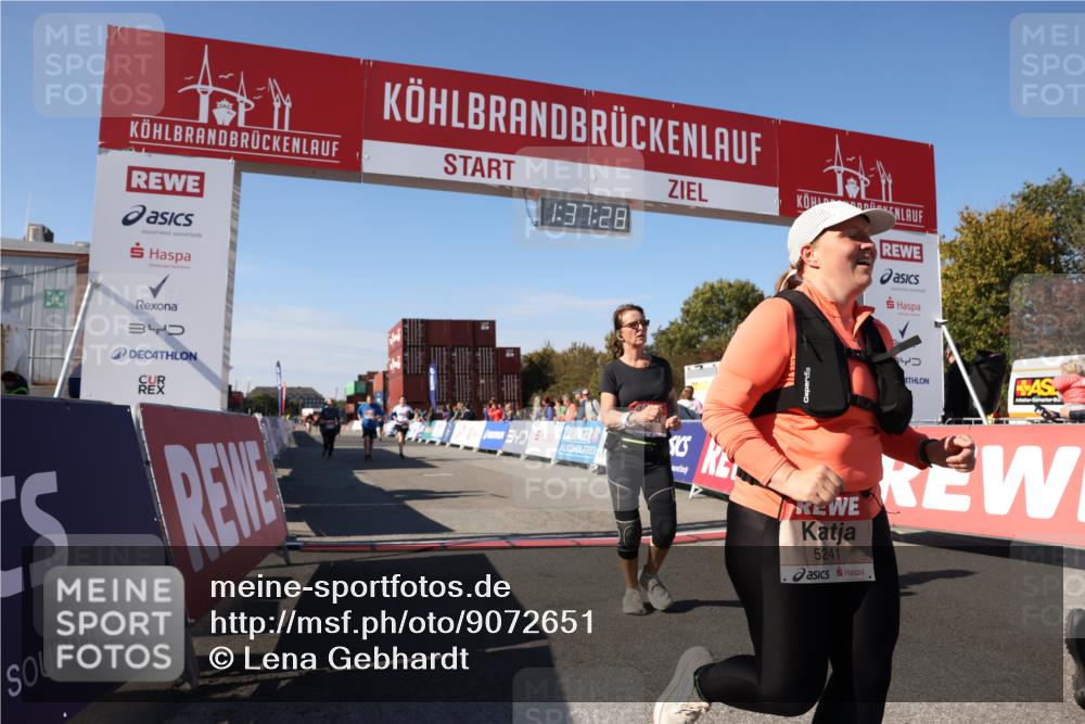03.10.2025 - Köhlbrandbrückenlauf Lena Gebhardt http://msf.ph/oto/9072651 03.10.2025 13:37:28 Ziel 5190, 5241, 5550, 5551, 5554, 6000, 6133 meine-sportfotos.de