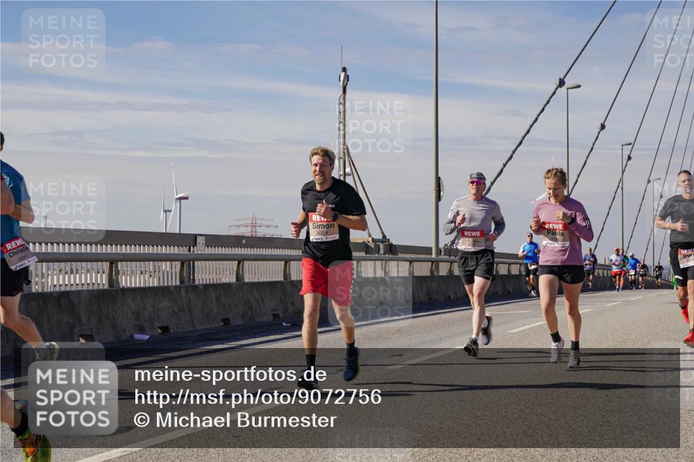 03.10.2025 - Köhlbrandbrückenlauf Michael Burmester http://msf.ph/oto/9072756 03.10.2025 12:38:08 Position 2 4241, 6329 meine-sportfotos.de